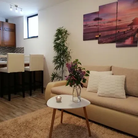 Nokturno Apartment, Self Check-in